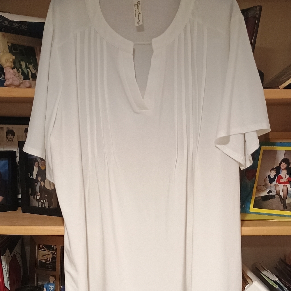 PerSeption Concept White Pleated Flutter Sleeve Blouse